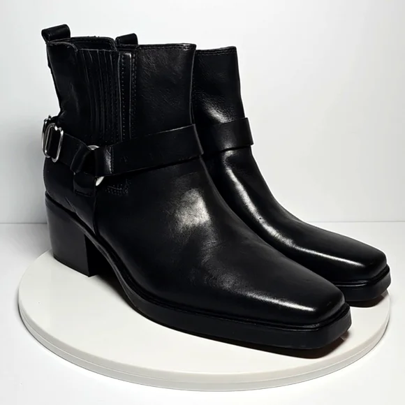 ​NWOT Sam Edelman Bellamie Black Leather Moto Bootie Cowgirl Chunky Heel 9.5 - Picture 2 of 15